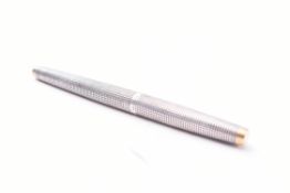 VINTAGE STERLING SILVER PARKER FOUNTAIN PEN WITH GOLD NIB