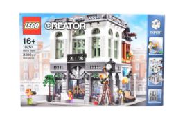 LEGO SET - CREATOR - 10251 - BRICK BANK