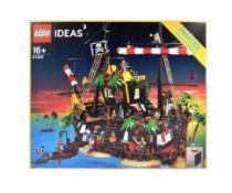 LEGO SET - IDEAS - 21322 - PIRATES OF BARRACUDA BAY