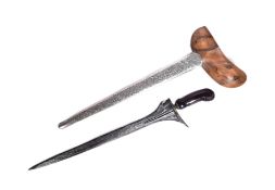 EARLY 20TH CENTURY MALAYAN KRIS DAGGER