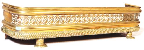 19TH CENTURY VICTORIAN BRASS KERB FIRE FENDER