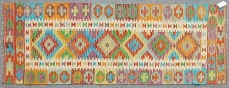 20TH CENTURY ANATOLIAN TURKISH KILIM RUNNER RUG