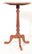 19TH CENTURY VICTORIAN MAHOAGNY PEDESTAL TRIPOD TABLE