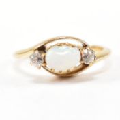 VICTORIAN HALLMARKED 18CT GOLD OPAL & DIAMOND CROSSOVER RING