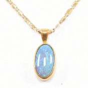 VINTAGE 18CT GOLD & OPAL NECKLACE PENDANT & CHAIN