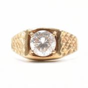 VINTAGE HALLMARKED 9CT GOLD & WHITE STONE SOLITAIRE SIGNET RING