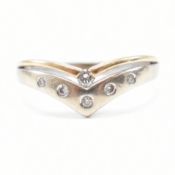 HALLMARKED 9CT GOLD & DIAMOND WISHBONE RING