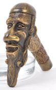 UNUSUAL BRASS WALKING CANE MOUNT IN FORM OF A HEAD