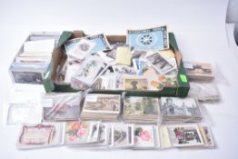 COLLECTION OF EARLY - MID 20TH CENTURY POSTCARDS