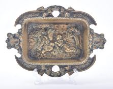 EARLY 20TH CENTURY SMALL BRONZE TRINKET DISH WITH SCENE