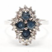 HALLMARKED 18CT GOLD SAPPHIRE & DIAMOND CLUSTER RING