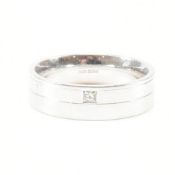 HALLMARKED 9CT WHITE GOLD & DIAMOND BAND RING