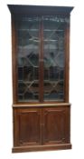 20TH CENTURY EDWARDIAN CHIPPENDALE MANNER BOOKCASE