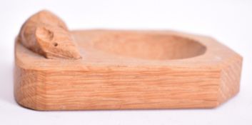 ROBERT MOUSEMAN - 20TH CENTURY CARVED OAK PIN / TRINKET DISH