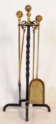 EARLY 20TH CENTURY BRASS FIRESIDE COMPANION SET