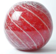 1980S HAND BLOWN CAITHNESS STYLE ART GLASS SPHERE ORB VASE