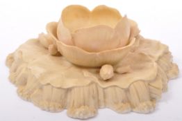 FIRST PERIOD BELLEEK LILLY PAD SERVING DISH / CENTRE PIECE