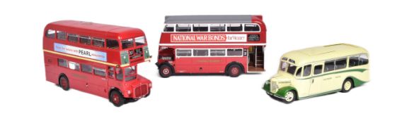 DIECAST - SUN STAR 1/24 SCALE DIECAST BUSES