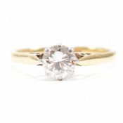 HALLMARKED 18CT GOLD & DIAMOND SOLITAIRE RING