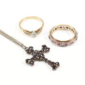 TWO HALLMARKED 9CT GOLD RINGS & WHITE METAL PENDANT NECKLACE