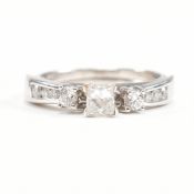WHITE GOLD & DIAMOND STACKING RING