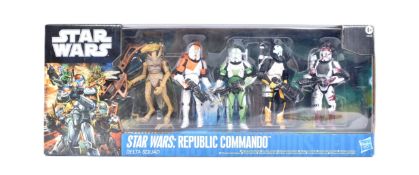 STAR WARS - REPUBLIC COMMANDO DELTA SQUAD ACTION FIGURE SET