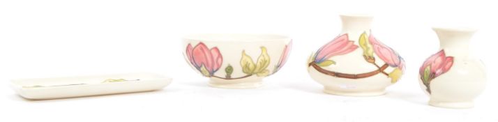 MID 20TH CENTURY MAGNOLIA PATTERN MOORCROFT POTTERY ITEMS