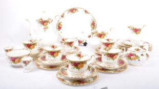 ROYAL ALBERT OLD COUNTRY ROSES CHINA TEA & DINNER SERVICE