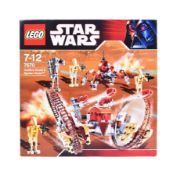 LEGO - STAR WARS - 7670 - HAILFIRE DROID & SPIDER DROID