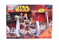 LEGO - STAR WARS - 7257 - ULTIMATE LIGHTSABER DUEL