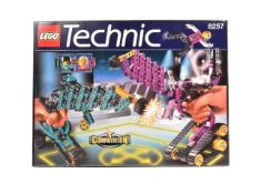 LEGO - TECHNIC - 8257 - CYBER STRIKERS