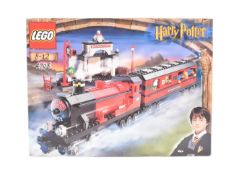 LEGO - HARRY POTTER - 4708 - HOGWARTS EXPRESS