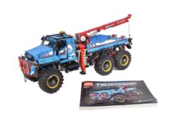LEGO - TECHNIC - 42070 - ALL TERRAIN TOW TRUCK