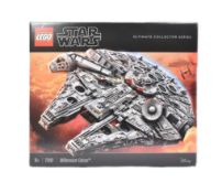 LEGO - STAR WARS 75192 - MILLENNIUM FALCON
