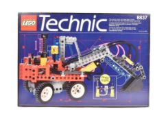 LEGO - TECHNIC - 8837 - PNEUMATIC EXCAVATOR
