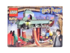 LEGO - HARRY POTTER - 4719 - QUALITY QUIDDITCH SUPPLIES
