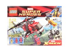 LEGO - MARVEL - 6866 - WOLVERINES CHOPPER SHOWDOWN