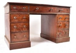 VICTORIAN 19TH CENTURY MAHOGANY & LEATHER PEDESTAL DESK