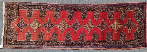 20TH CENTURY NORTH WEST PERSIAN SENNEH RUNNER