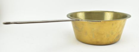 19TH CENTURY BRASS AND FORGED STEEL SKILLET SAUCEPAN