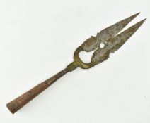 18TH CENTURY OTTOMAN IRON & BRASS SPEARHEAD