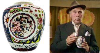 ONLY FOOLS & HORSES - ASHES TO ASHES - DAVID JASON SIGNED URN