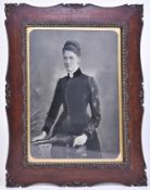 19TH CENTURY MAHOGANY & GILT WOOD FRAME WITH PHOTOGRAPH