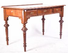 VICTORIAN 19TH CENTURY WALNUT & LEATHER TOP WRITING DESK