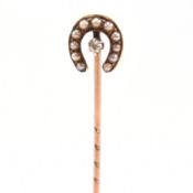 EARLY 20TH CENTURY GOLD PEARL & DIAMOND HORSESHOE STICK PIN