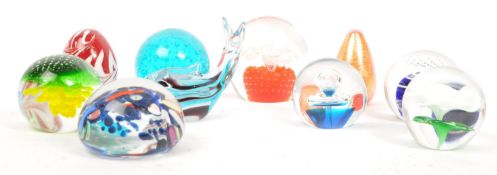 ASSORTMENT OF VINTAGE GLASS PAPERWEIGHTS