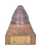 WWI FIRST WORLD WAR BRITISH 18 POUNDER FUSE ON WOODEN PLINTH