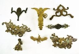 COLLECTION OF 19TH CENTURY METALWARE FITTINGS & FIXTURES