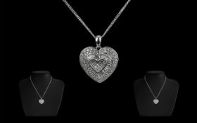 14ct White Gold Attractive Diamond Set H