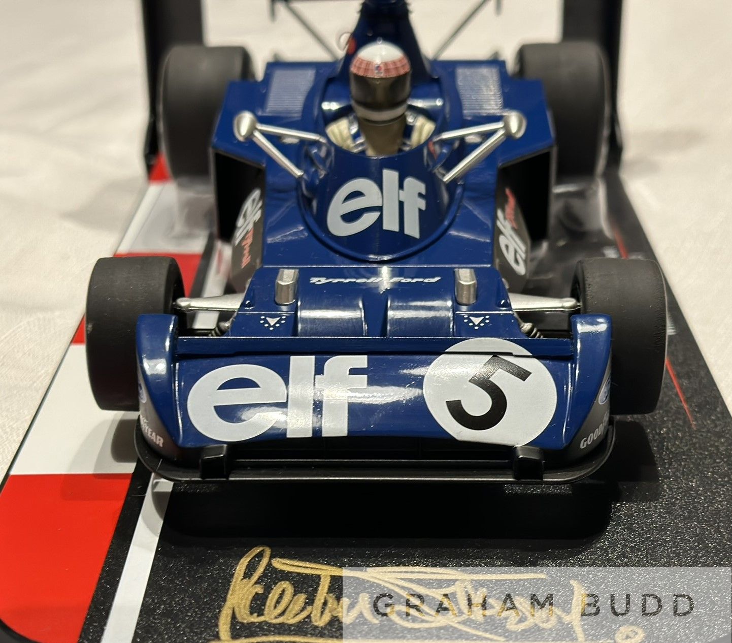 Sir Jackie Stewart (UK) signed 1/18 model car Elf Tyrrell Ford 006 signed by Jackie Stewart #5 - Image 2 of 5